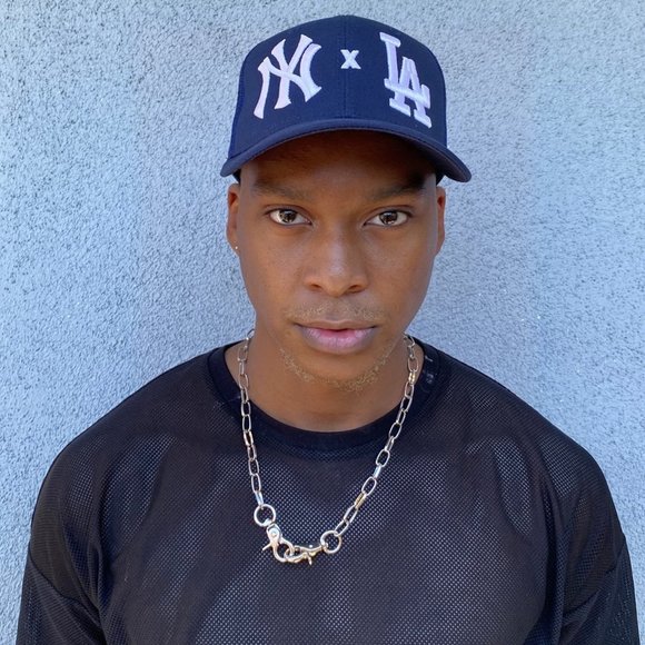 NY x LA Trucker Hat - Picture 3 of 5